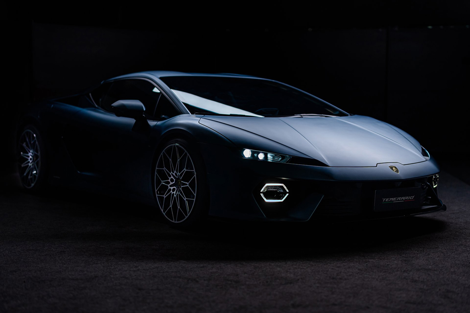 Szoboszlai után újabb magyar focista vett Lamborghinit