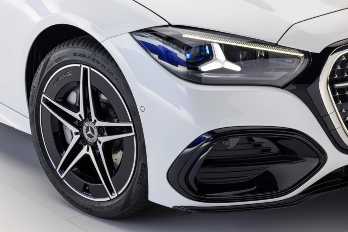 Megújul a Mercedes-Benz C-osztály 9