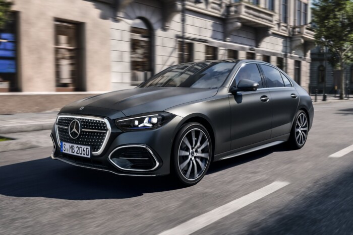 Megújul a Mercedes-Benz C-osztály 11