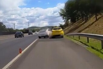 Megtörtént a Magyar Nagydíjra tartó rendőr orra előtt, amit ő is alig akart elhinni