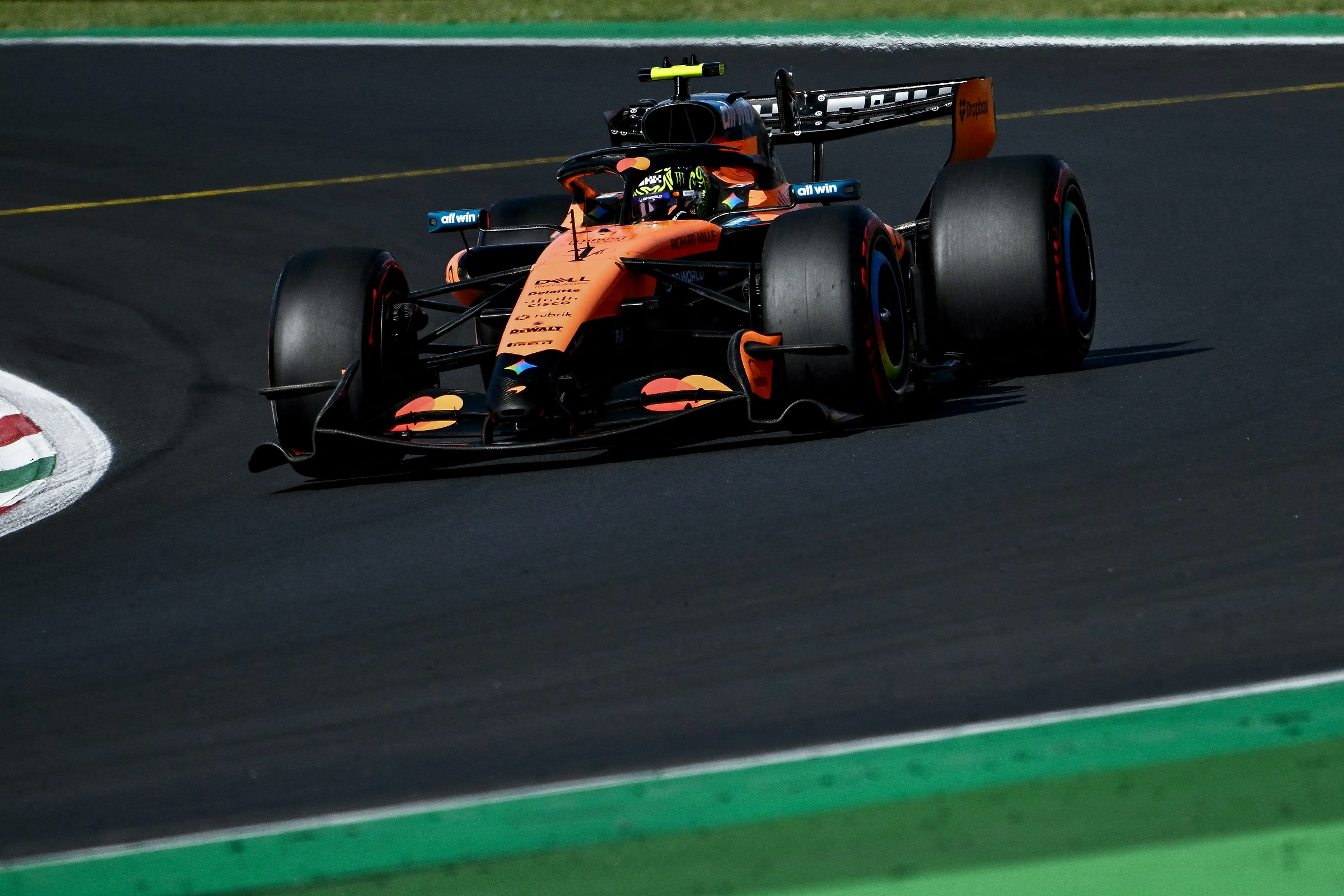 AUTO-PRIX-F1-ITA | Vezess