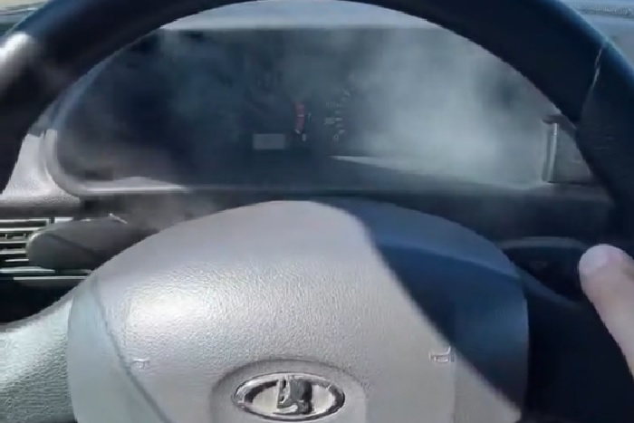 Nem bírta a 200-at a Lada, pokolian bűnhődött a sofőr