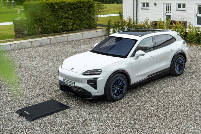 Száz színben kérheted, kábel nélkül töltheted a Cayenne-t 7 Száz színben kérheted, kábel nélkül töltheted a Cayenne-t 7