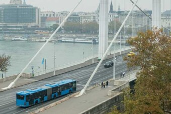 Ebből káosz lesz: két hónapig nem lehet lehajtani az Erzsébet hídról