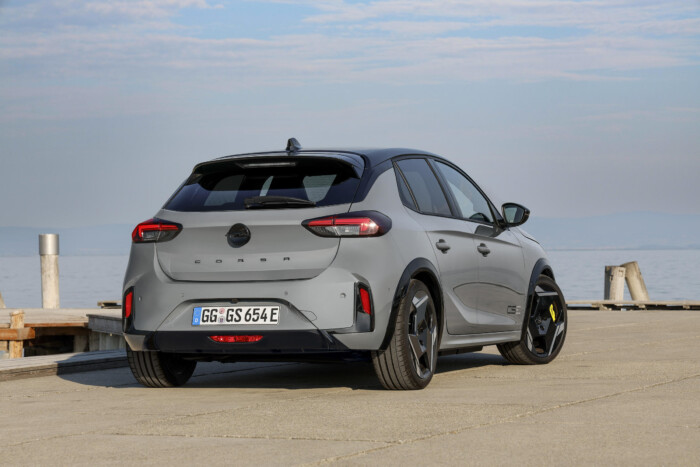 Ez most a legvagányabb Opel, de túl későn érkezett 7 Ez most a legvagányabb Opel, de túl későn érkezett 7