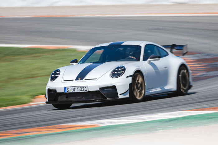 20 millióért másodperceket kapsz ebben a Porschéban 18