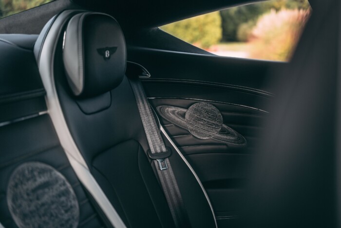 Csillagászati jelentőségű autókat mutatott be a Bentley 8 Csillagászati jelentőségű autókat mutatott be a Bentley 8