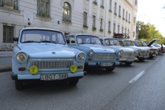 Képeken a veteránok, amelyek láttán minden autórajongó elérzékenyül