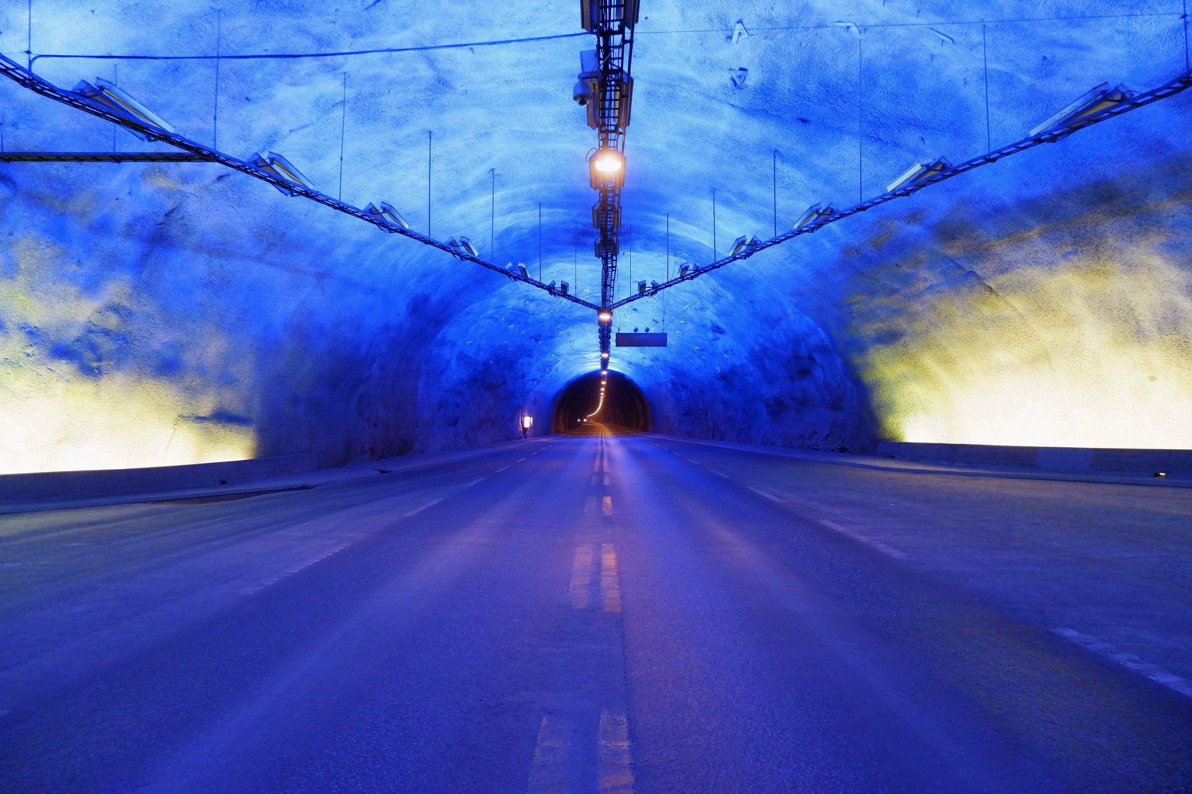 Tunnel Lærdalen Lærdalstunellen in Norway | Vezess