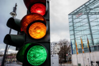 A szabályos autóst jutalmazzák ezek a közlekedési lámpák 2