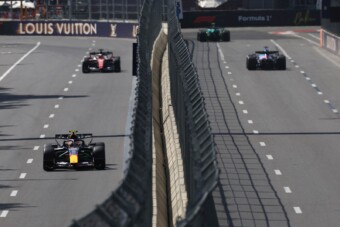 Döglődtek az autók az első bakui F1-edzésen