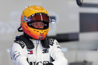Meztelen képeit árulja az egyik F1-pilóta