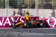 Direkt úgy vezetett az F1-es ász, mint egy nagymama 2 Direkt úgy vezetett az F1-es ász, mint egy nagymama 2
