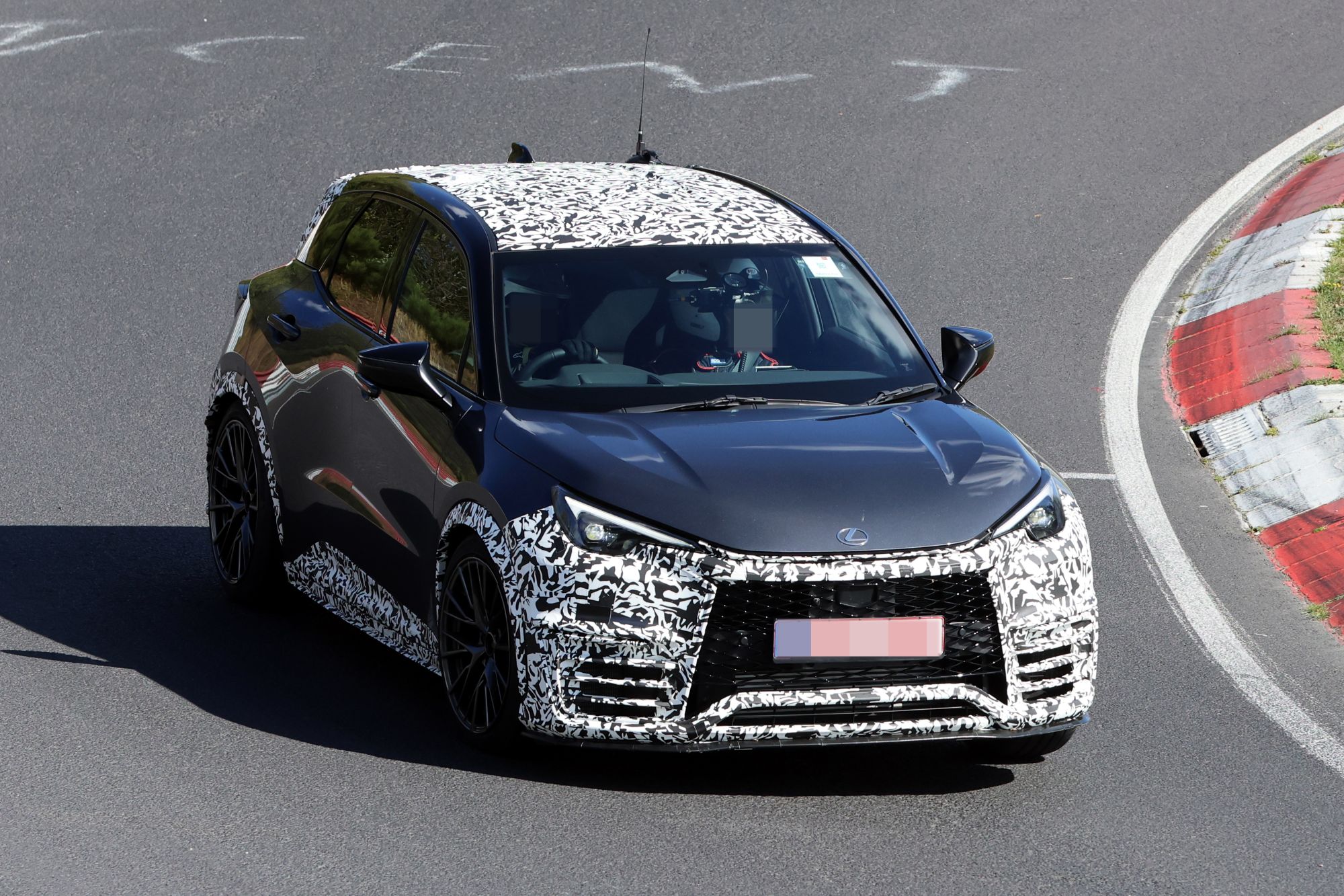 Tovább élezi legsportosabb típusát a Lexus