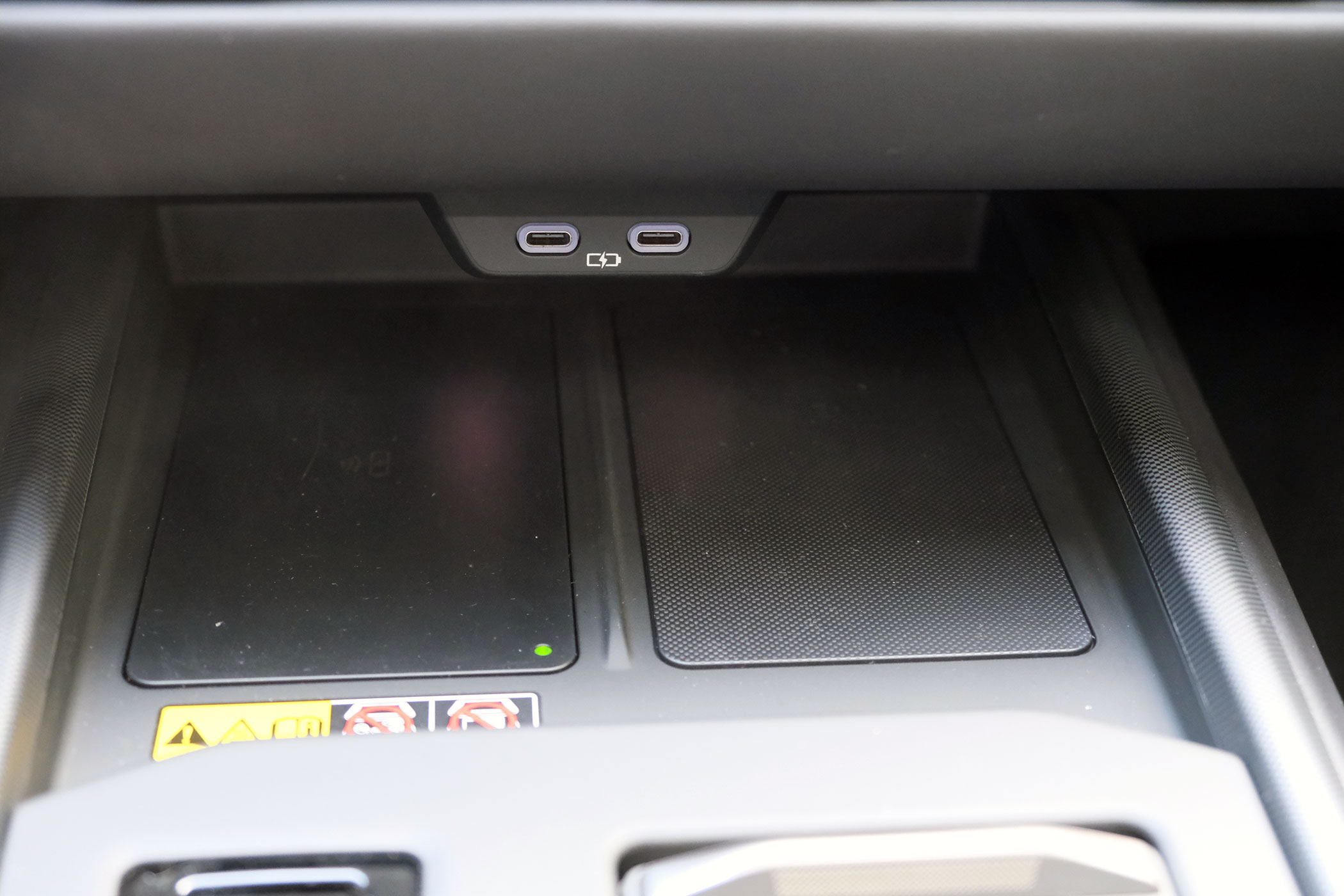 lexus_es__2026_belsok-16 | Vezess