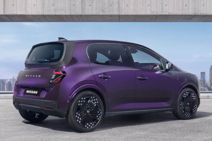 Visszatér a Nissan parányi kölcsönautója 14 Visszatér a Nissan parányi kölcsönautója 14