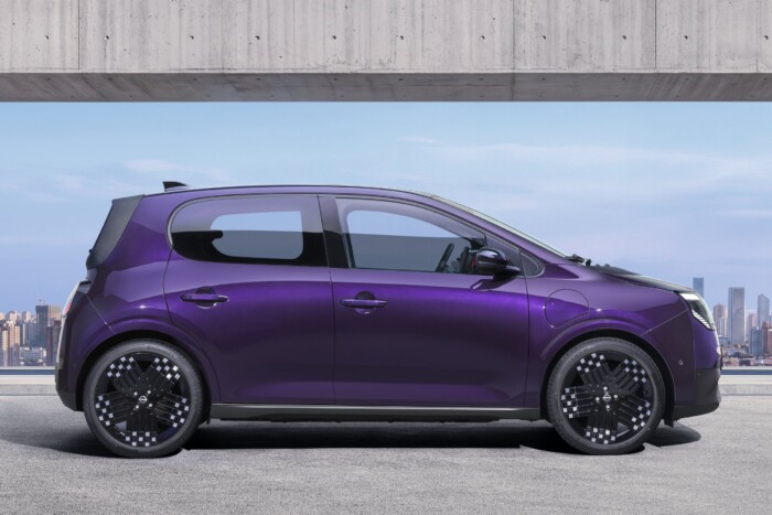 Visszatér a Nissan parányi kölcsönautója 6 Visszatér a Nissan parányi kölcsönautója 6