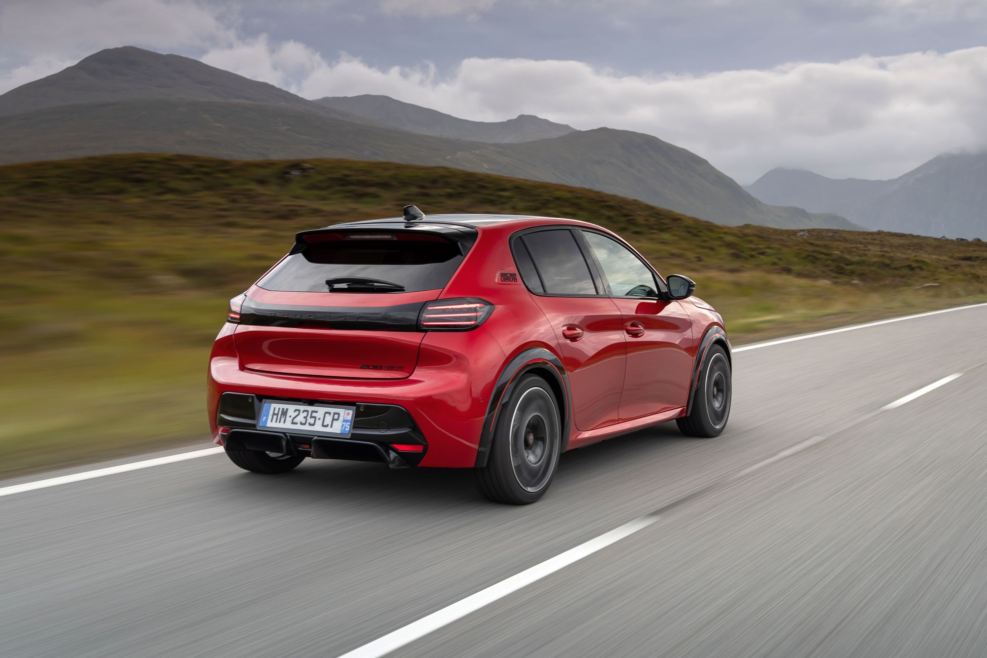 peugeot_e_208_gti_2026_vezess_004 | Vezess
