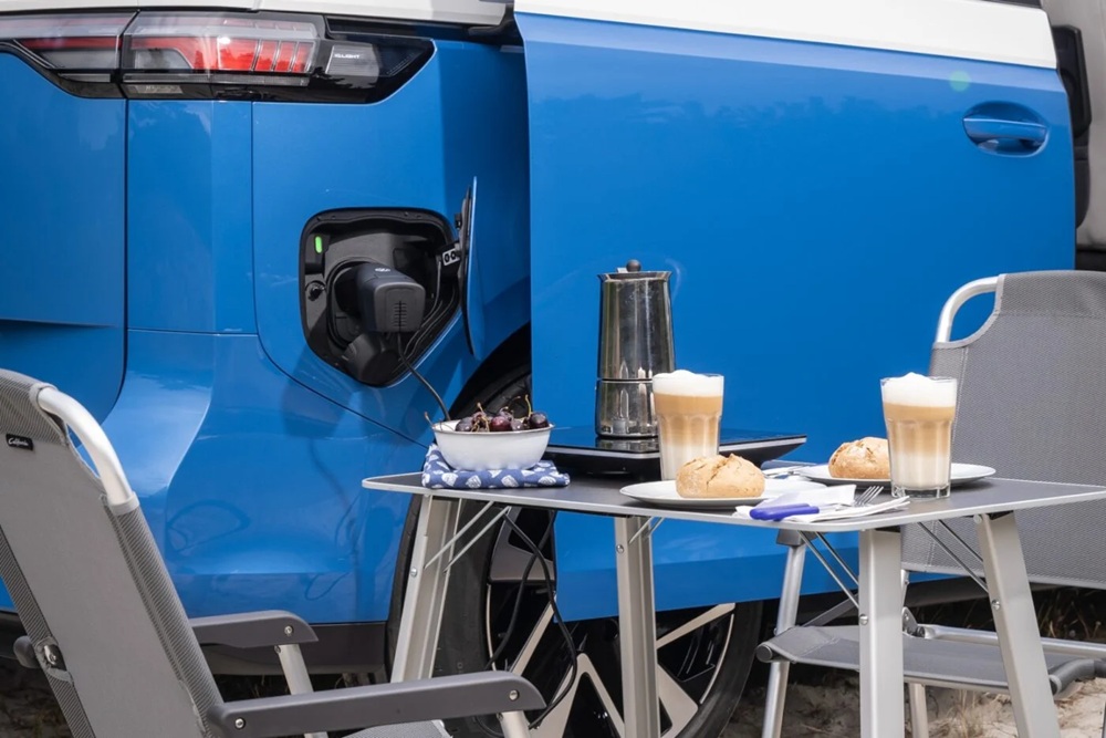 volkswagen-id-california-cruise-id-buzz-camping-v2l-vehicle-to-load-2026-02-1400x933 | Vezess