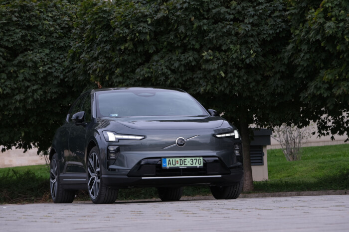 Tart ott a Volvo, mint a BMW, az Audi és a Mercedes? 22 Tart ott a Volvo, mint a BMW, az Audi és a Mercedes? 22
