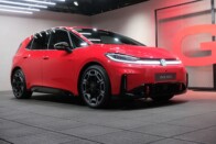 Sportkocsinak öltözik az Opel Astra 8