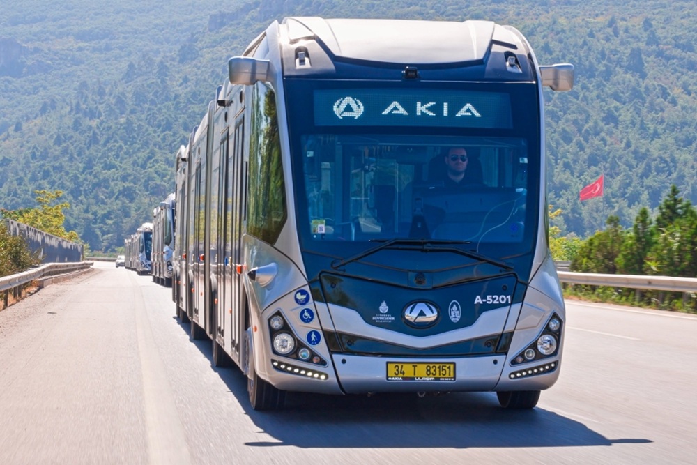 1-7-istanbul-akia-1024 | Vezess