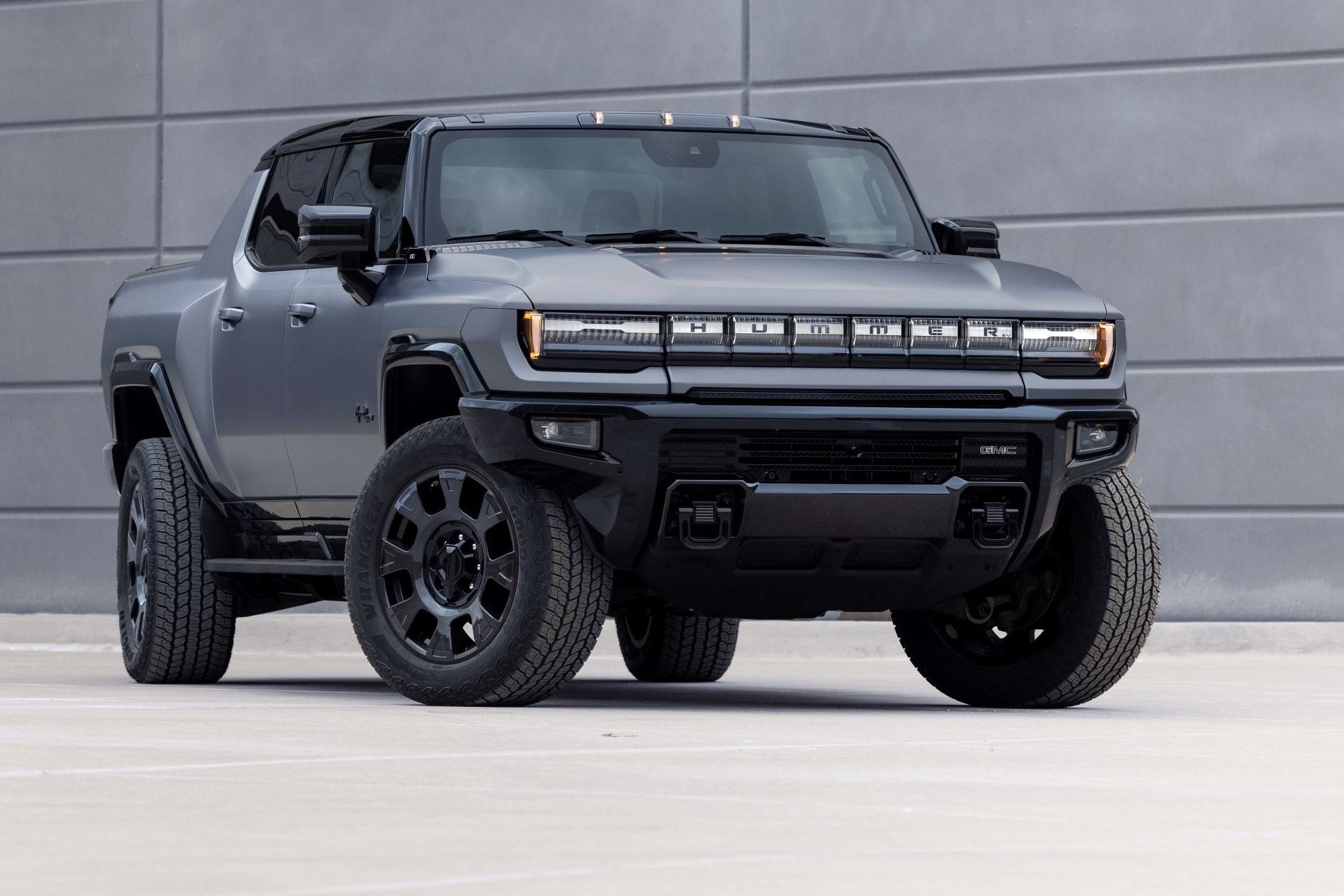 2026 HUMMER EV Carbon Fiber Edition Pickup | Vezess