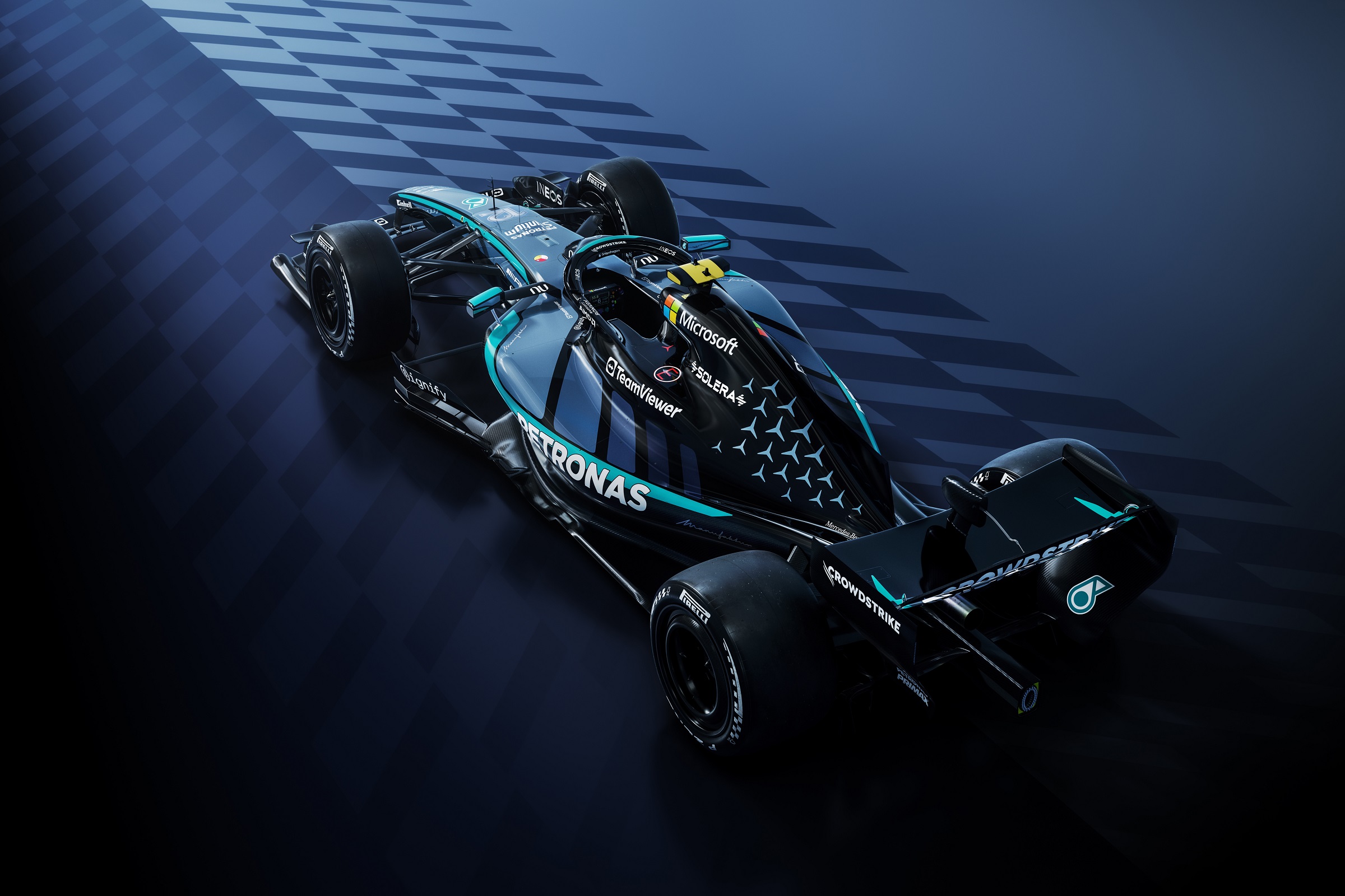 Új festést kapott a Ferrari és a Mercedes F1 autója is 9 Új festést kapott a Ferrari és a Mercedes F1 autója is 9