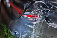 22 évesen csúszkált az 530 lóerős BMW-vel a városban, sikerült elütnie egy nyugdíjast 1 22 évesen csúszkált az 530 lóerős BMW-vel a városban, sikerült elütnie egy nyugdíjast 1
