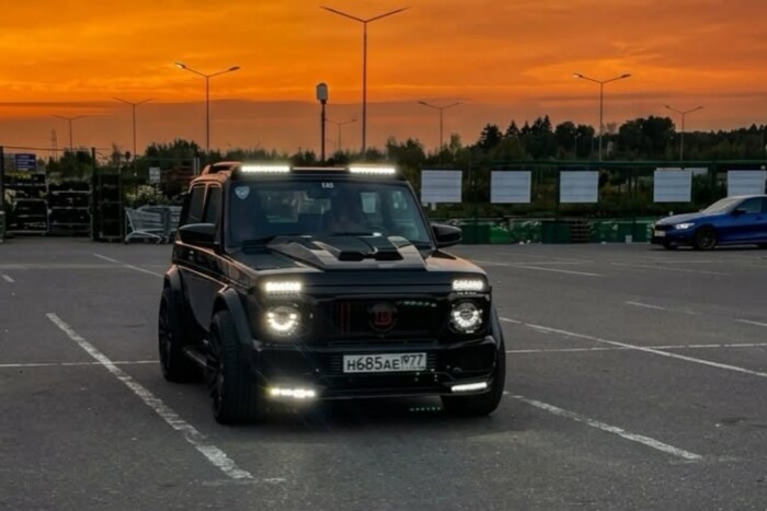 Fapados terepjáró helyett luxusautónak képzeli magát ez a Lada 1