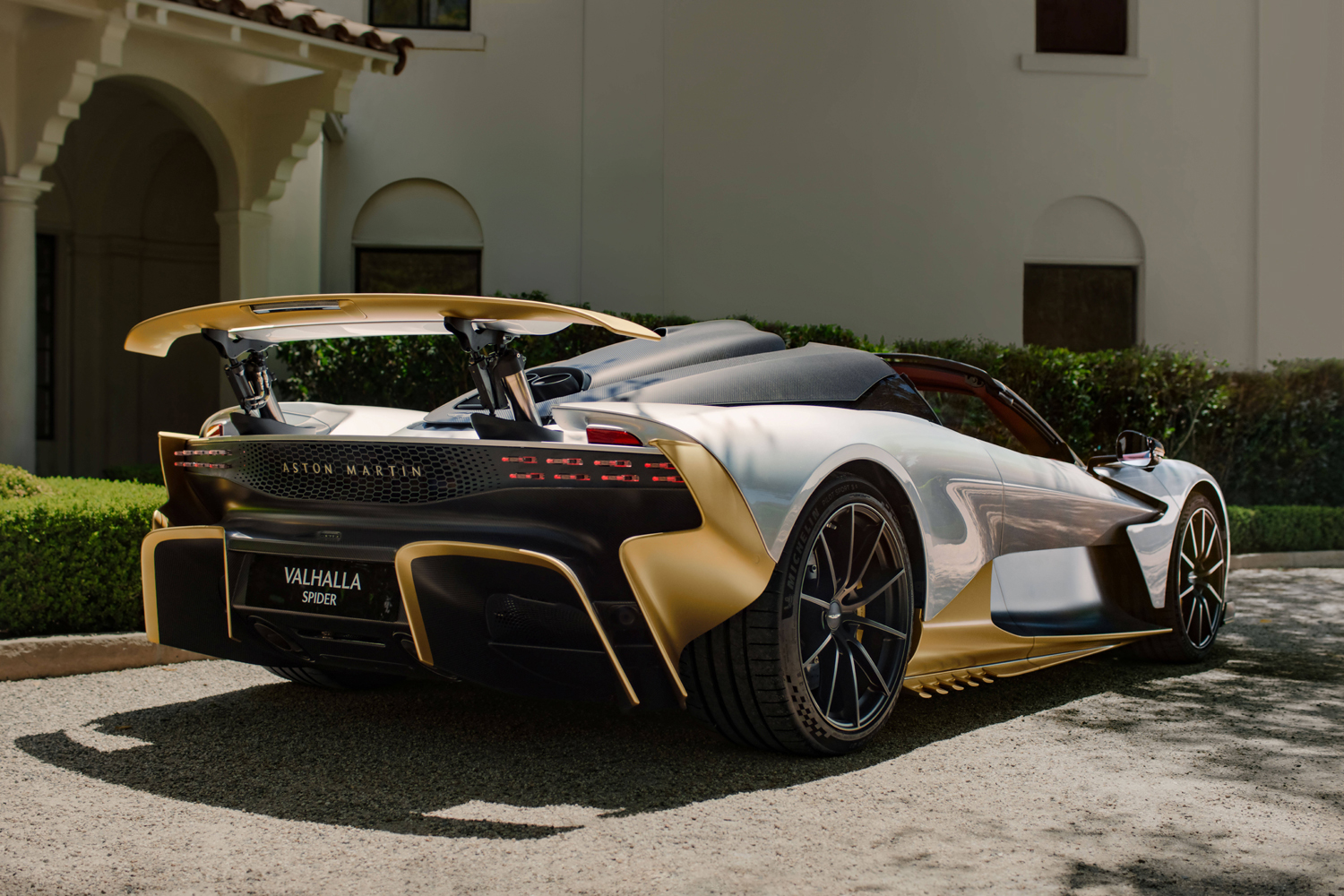 aston-martin-valhalla-spider_17 | Vezess