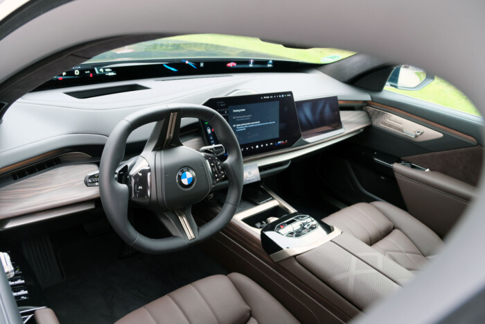 Egy rendes házba költözhetsz a 7-es BMW listaárából 7 Egy rendes házba költözhetsz a 7-es BMW listaárából 7