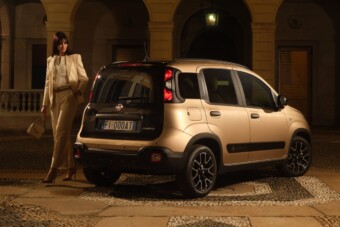 Távoli rokona előtt tiszteleg a legöregebb FIAT