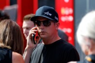 Biciklivel megy a következő F1-futamra a pilóta 3 Biciklivel megy a következő F1-futamra a pilóta 3