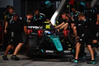 Nincs pénz a Mercinél, megfőnek az F1-pilóták 1