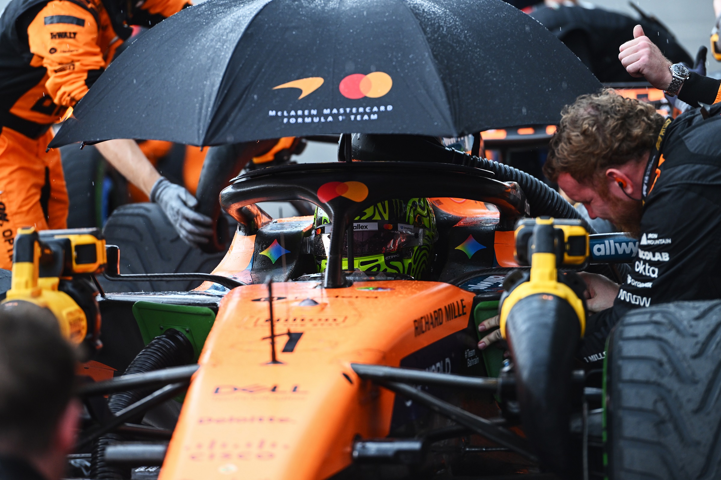 F1 Grand Prix of Bahrain in Malaysia | Vezess