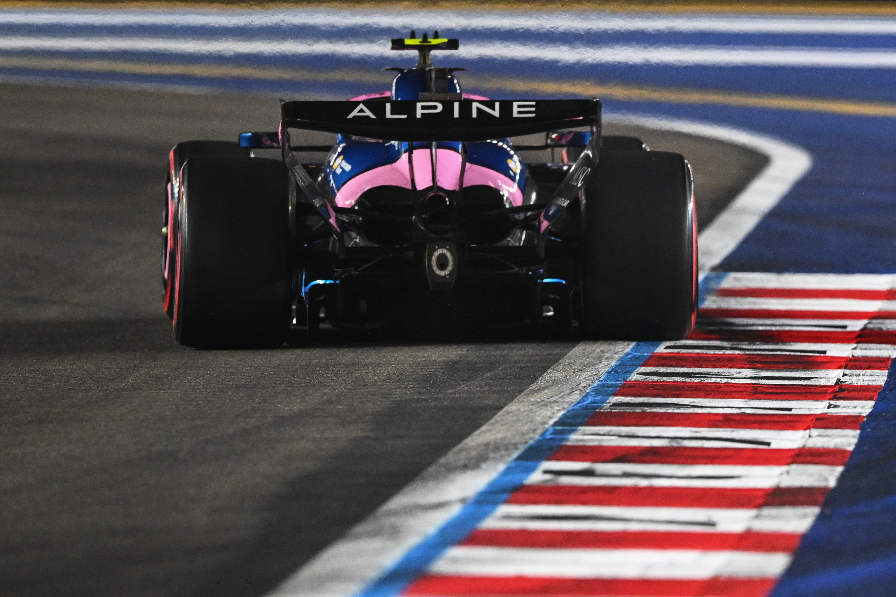 Hamilton szájából kiénekelték a sajtot az F1-időmérőn 3 Hamilton szájából kiénekelték a sajtot az F1-időmérőn 3