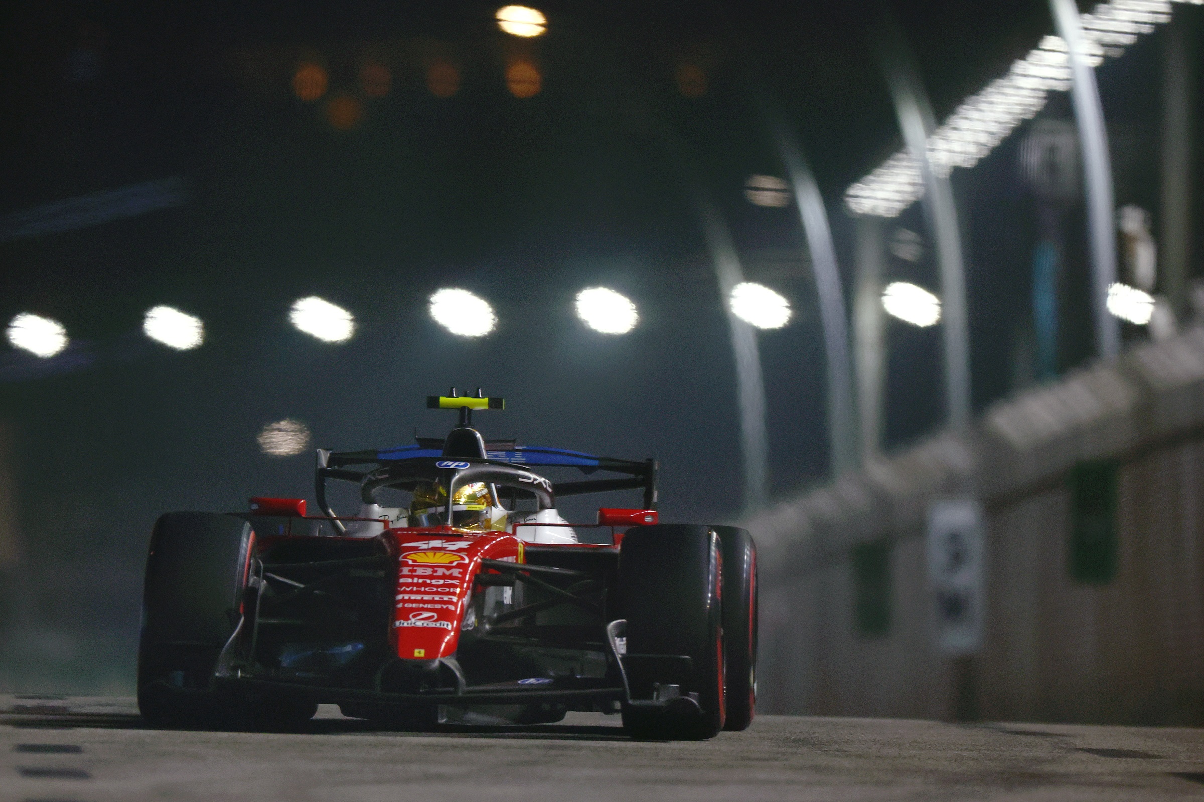 Hamilton szájából kiénekelték a sajtot az F1-időmérőn 5 Hamilton szájából kiénekelték a sajtot az F1-időmérőn 5