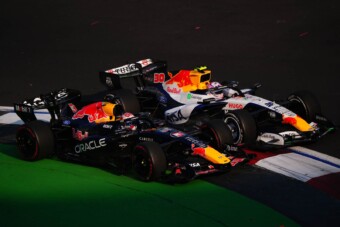 Verstappenék rajtbüntetést kaptak a bajnokavatóra