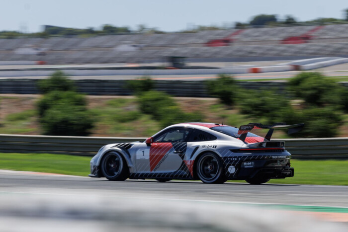 Porsche-élmény, amilyen nem volt még 27 Porsche-élmény, amilyen nem volt még 27