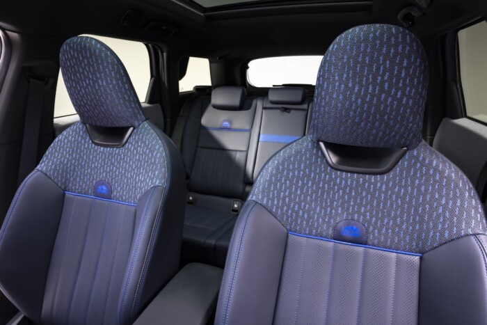 Elhagyja az aszfaltot a Mini SUV-ja 11 Elhagyja az aszfaltot a Mini SUV-ja 11