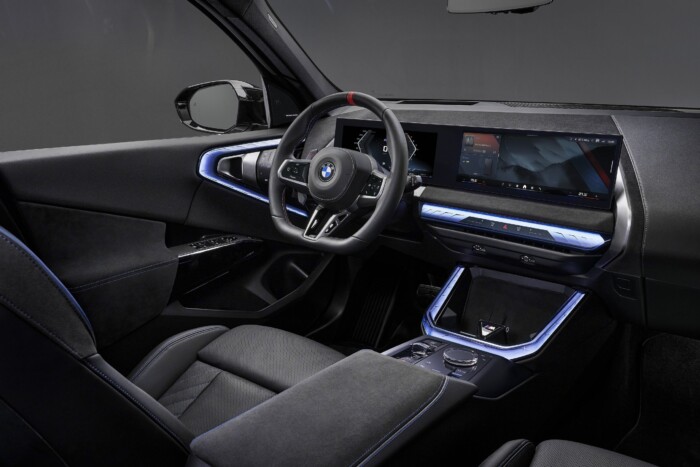 Erősebb, sötétebb lett a BMW sorhatos SUV-ja 9 Erősebb, sötétebb lett a BMW sorhatos SUV-ja 9