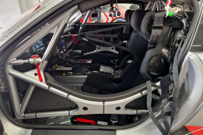 Porsche-élmény, amilyen nem volt még 22 Porsche-élmény, amilyen nem volt még 22
