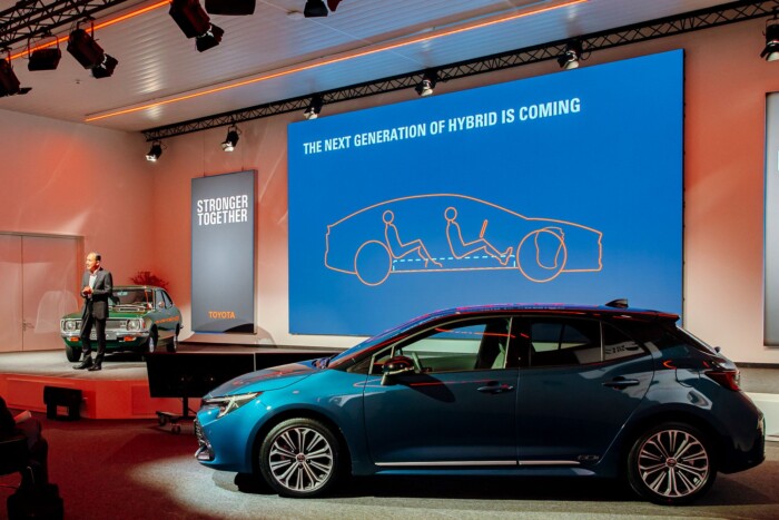 Itt a Toyota ötlete az európai autógyártás megmentésére 11 Itt a Toyota ötlete az európai autógyártás megmentésére 11