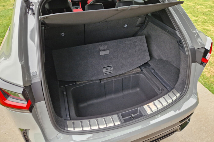 Villannyal frissít a Lexus legfontosabb modellje 15 Villannyal frissít a Lexus legfontosabb modellje 15