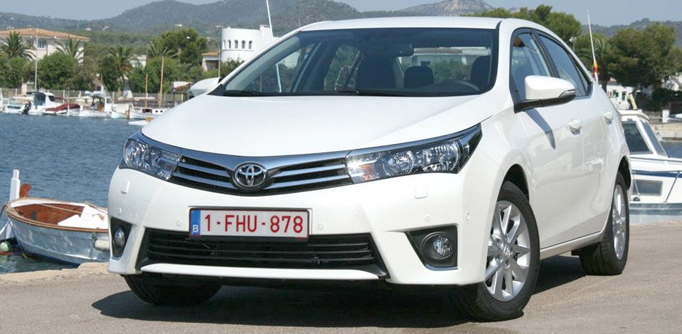 Új Corolla – Jobb a Golfnál?