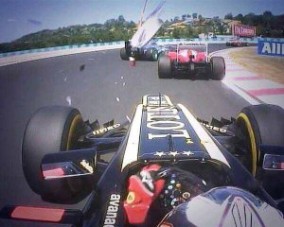 Kemény balesetet úszott meg Räikkönen