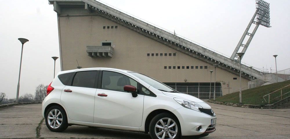 Rekordfogyasztást produkált egy tesztautó?