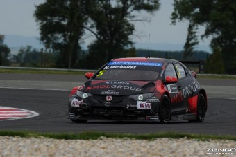Michelisz remekelt az időmérőn
