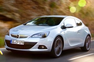 Új dízelmotor az Astra kupéban